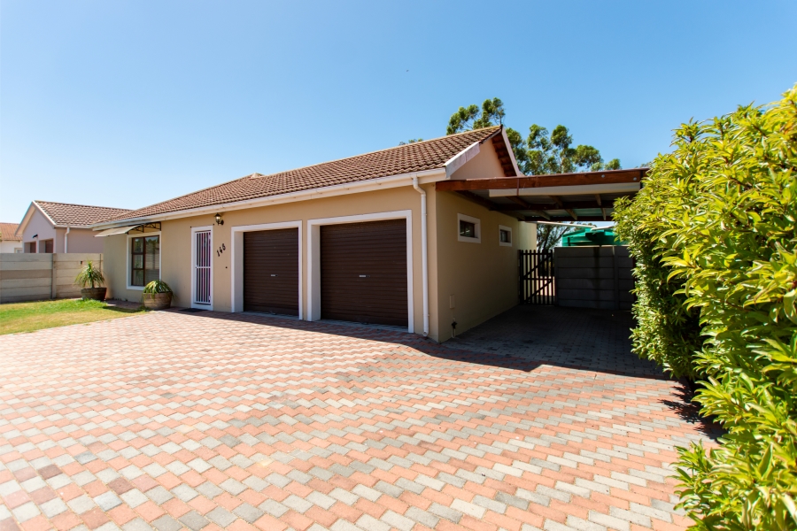 3 Bedroom Property for Sale in Port Owen Western Cape